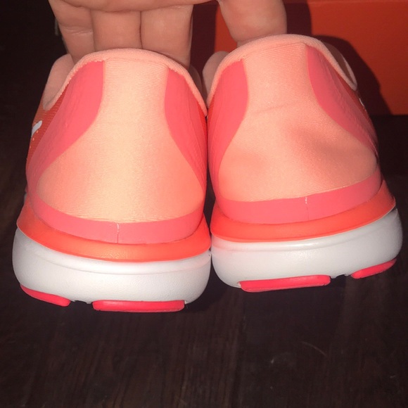 🎉 SOLD 🎉 Nike Flex 2017 Shoes - Picture 4 of 8